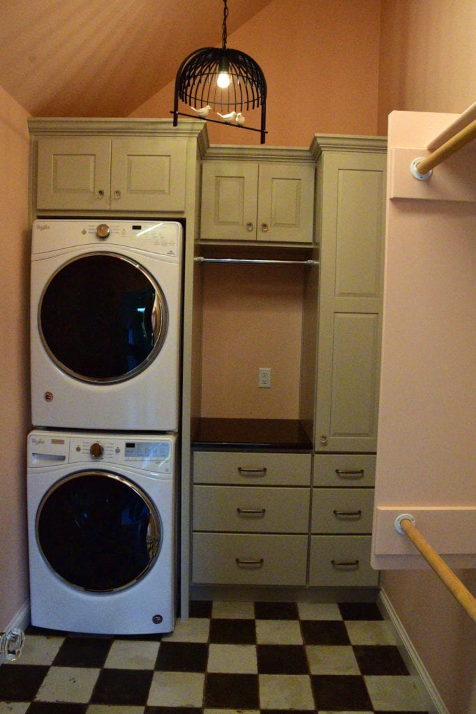 A laundry room